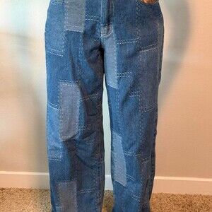 Forever 21 patchwork denim jeans with blue denim patches in a 27 #patchwork #den